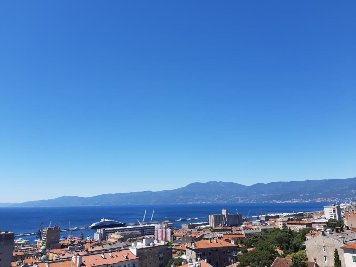 Liburana Apartment Rijeka Bagian luar foto