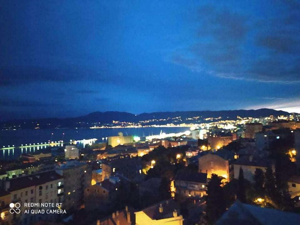 Liburana Apartment Rijeka Bagian luar foto