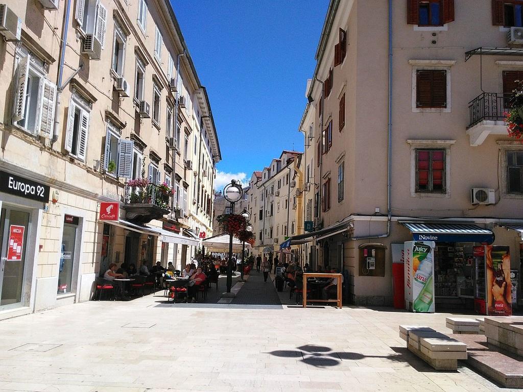 Liburana Apartment Rijeka Bagian luar foto