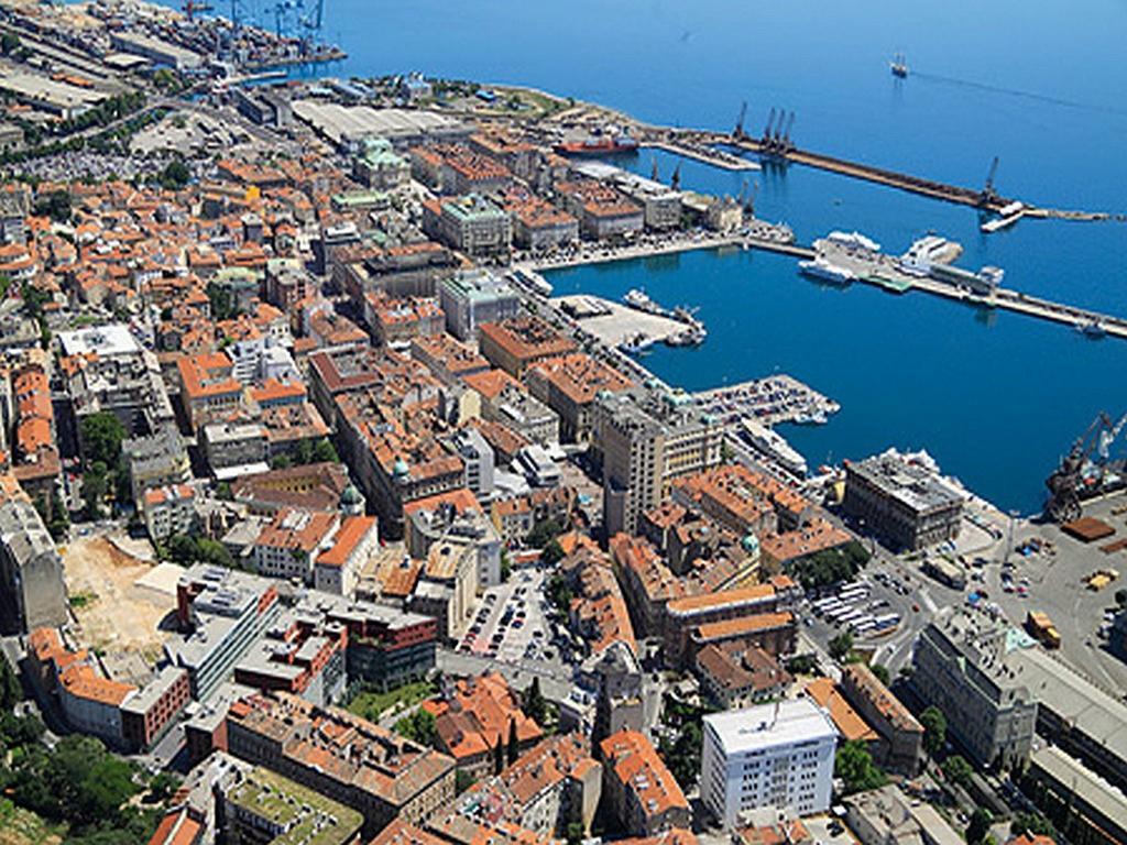 Liburana Apartment Rijeka Bagian luar foto